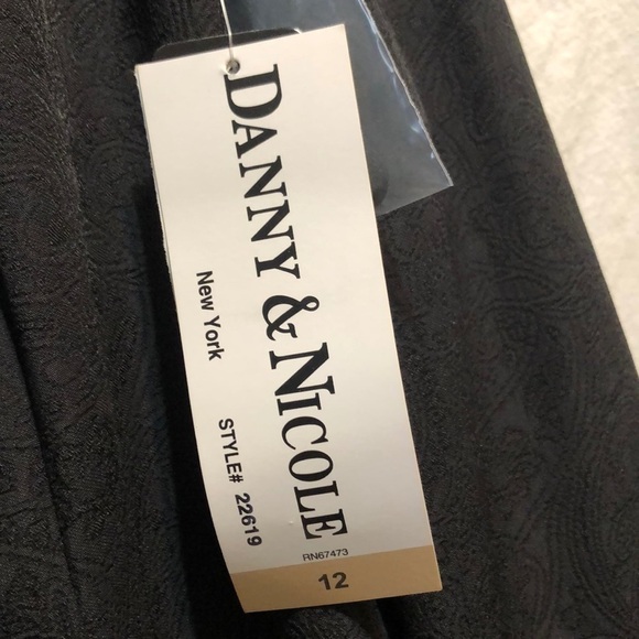 Danny & Nicole Black Jacket & Skirt - Picture 5 of 9